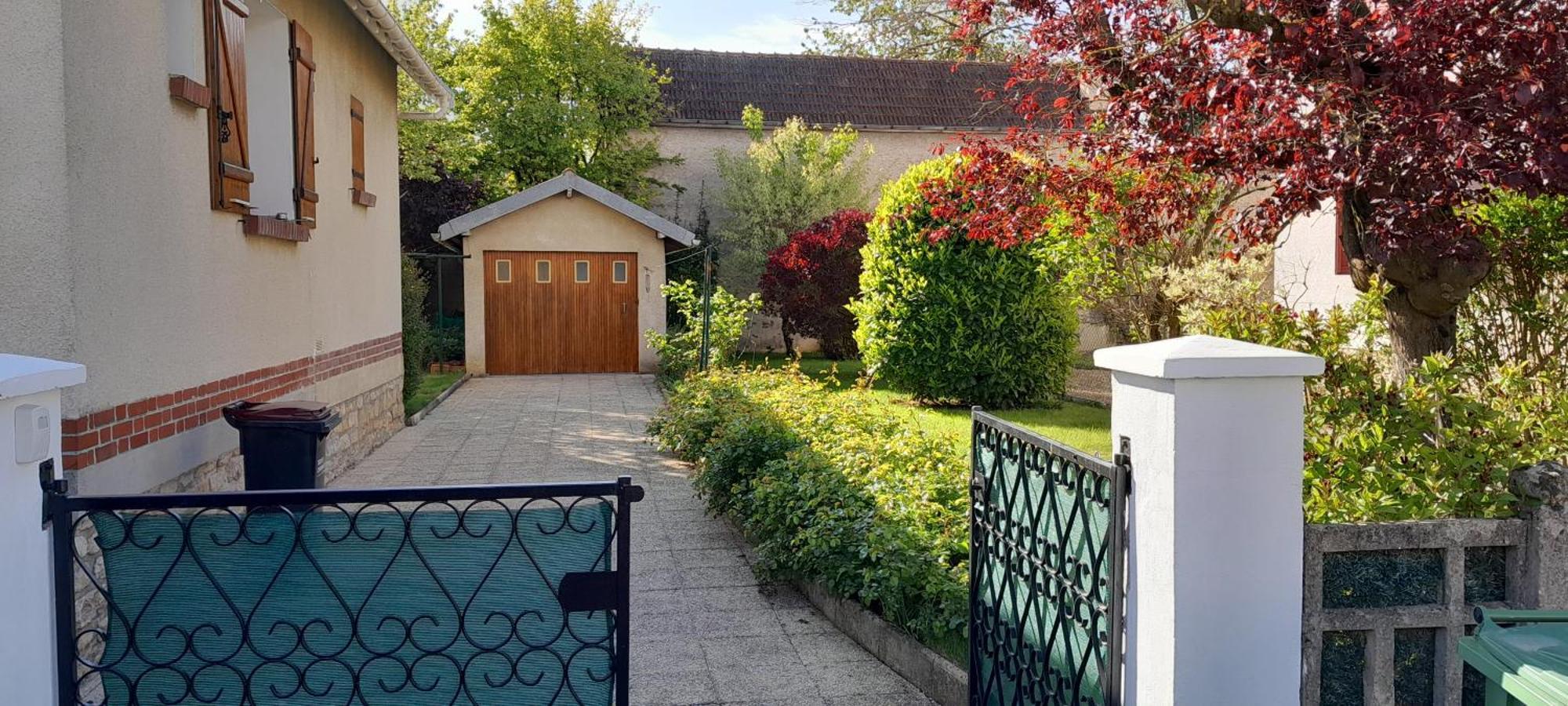 Un Brin De Bonheur Villa Троа Екстериор снимка